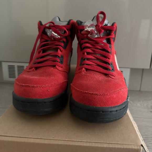 Jordan 5 Retro - Raging Bull - Picture 2 of 5
